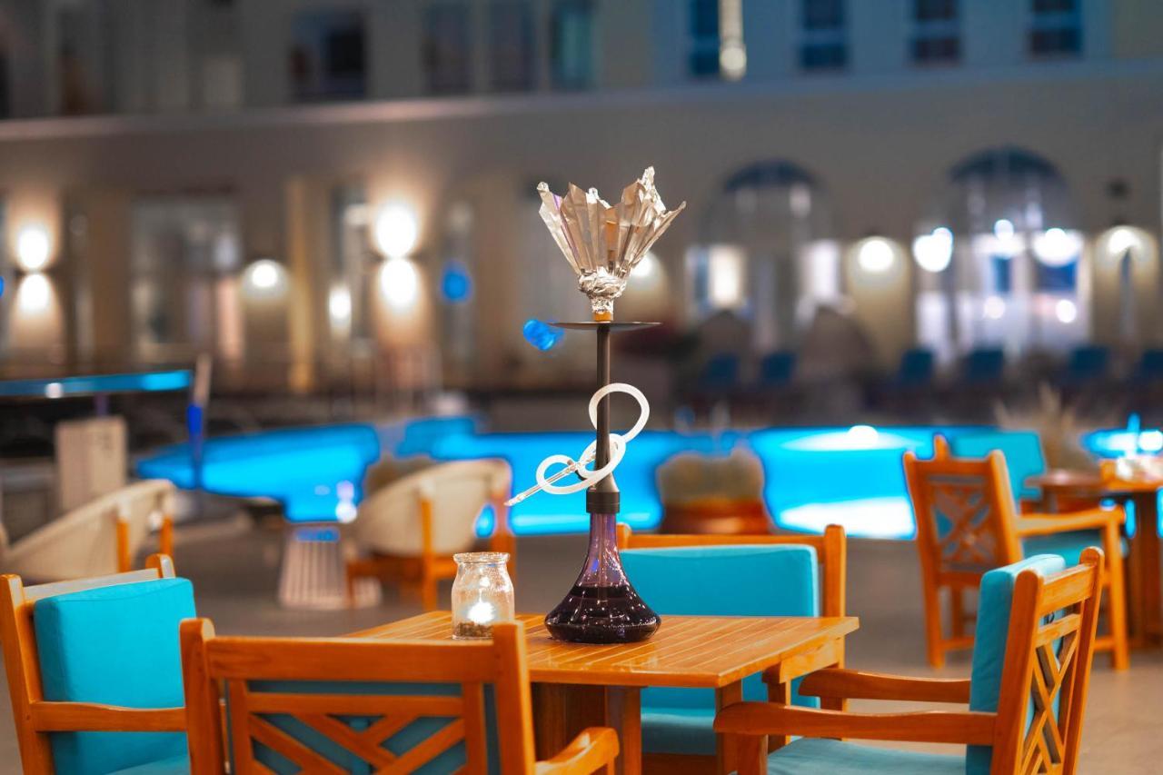 Millennium Lakeview Hotel Formerly Copthorne Lakeview Hotel Dubai Bagian luar foto