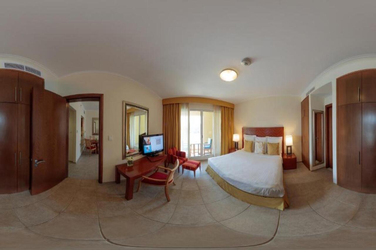 Millennium Lakeview Hotel Formerly Copthorne Lakeview Hotel Dubai Bagian luar foto
